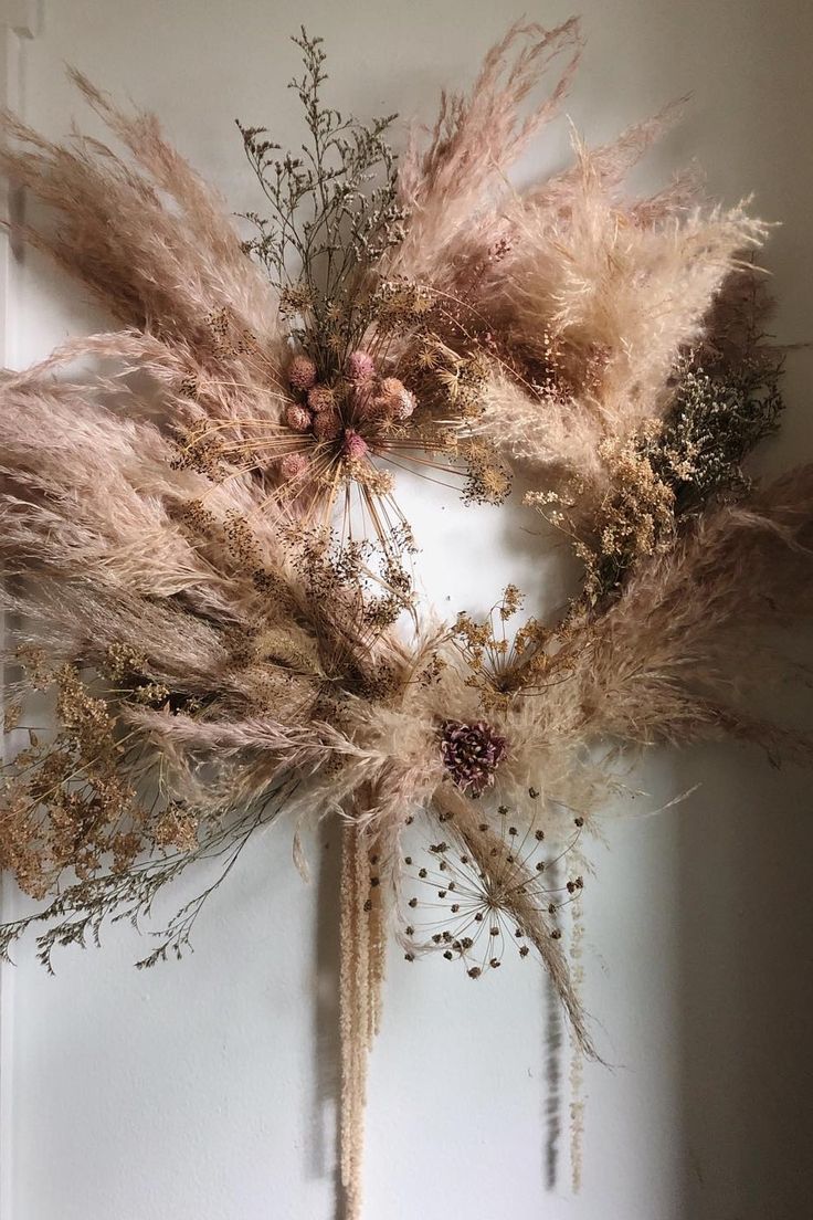Pampas Wreath with Dried Flower Accents